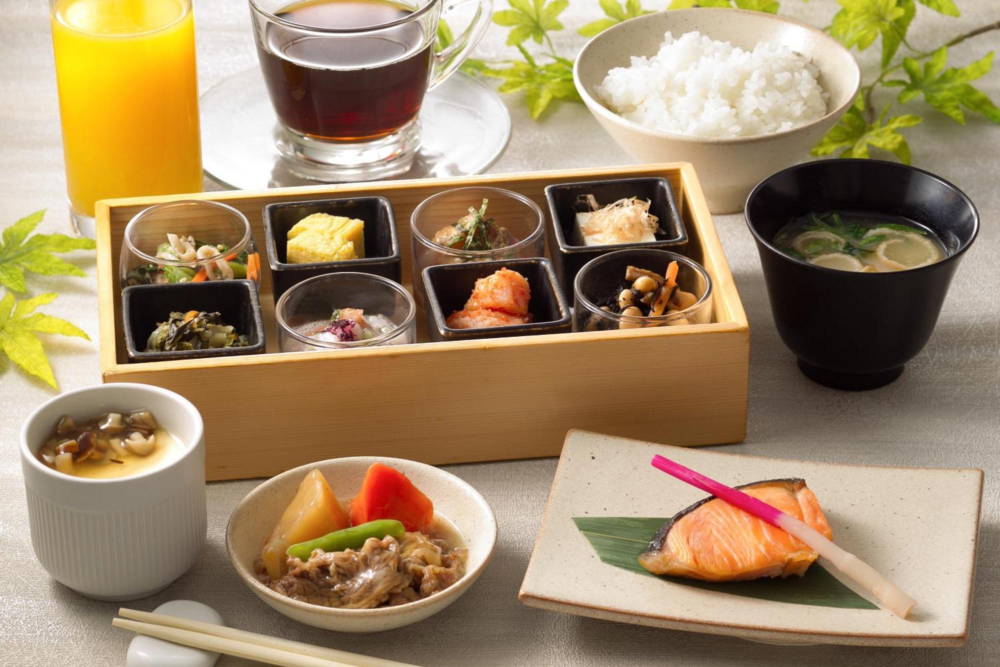 Miyako Hotel Hakata Fukuoka (Fukuoka) Exterior foto A Japanese breakfast